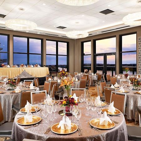 The Merrill Hotel & Conference Center, Muscatine, a Tribute Portfolio Hotel Esterno foto