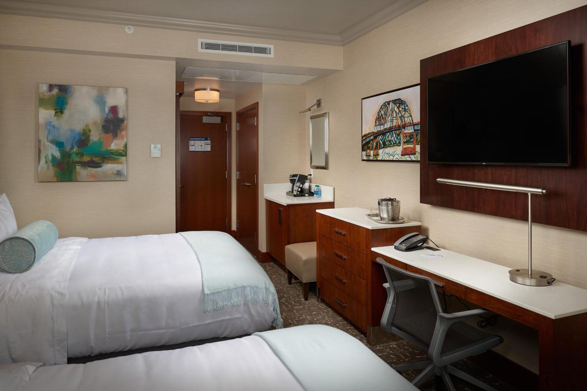The Merrill Hotel & Conference Center, Muscatine, a Tribute Portfolio Hotel Esterno foto