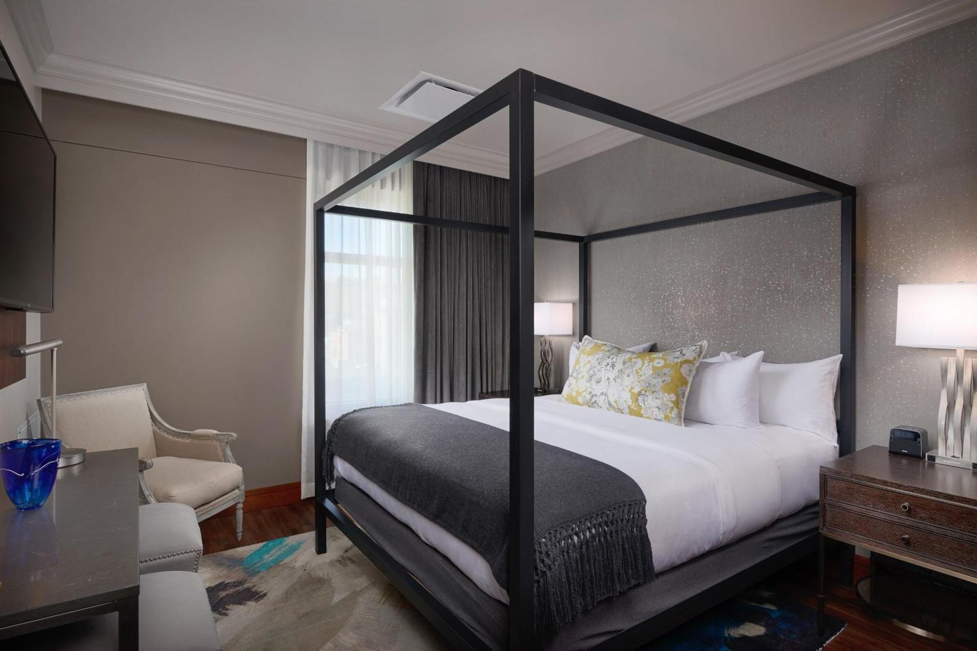 The Merrill Hotel & Conference Center, Muscatine, a Tribute Portfolio Hotel Esterno foto